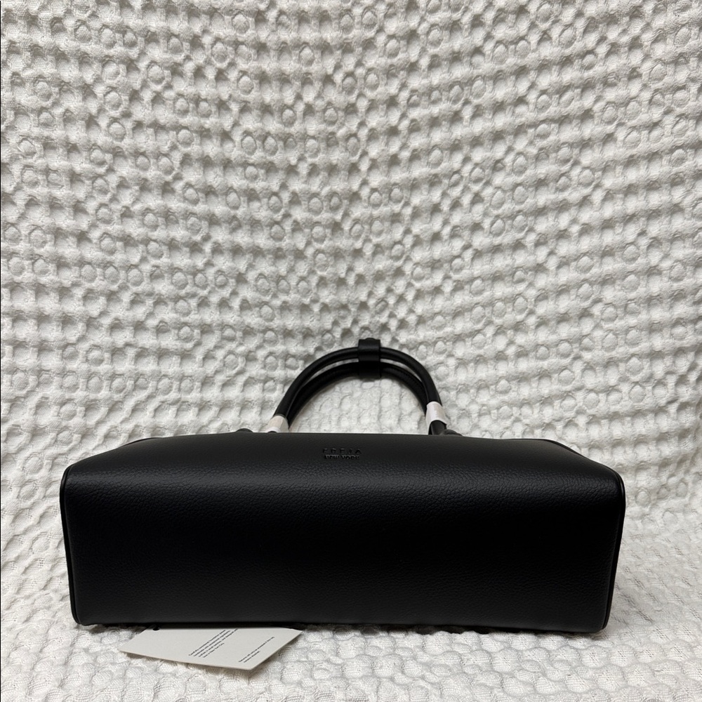 Freja Mercer Black bag - Picture 5 of 9